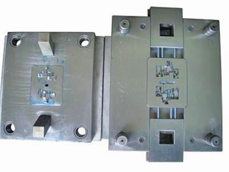 偏关精密塑料模-01